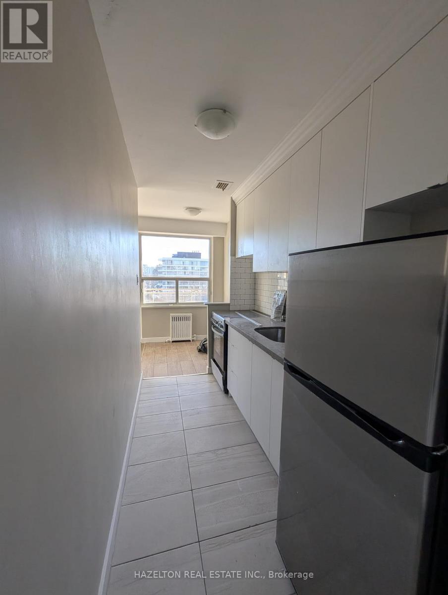 801 - 206 St George Street, Toronto, Ontario  M5R 2N6 - Photo 11 - C12747690