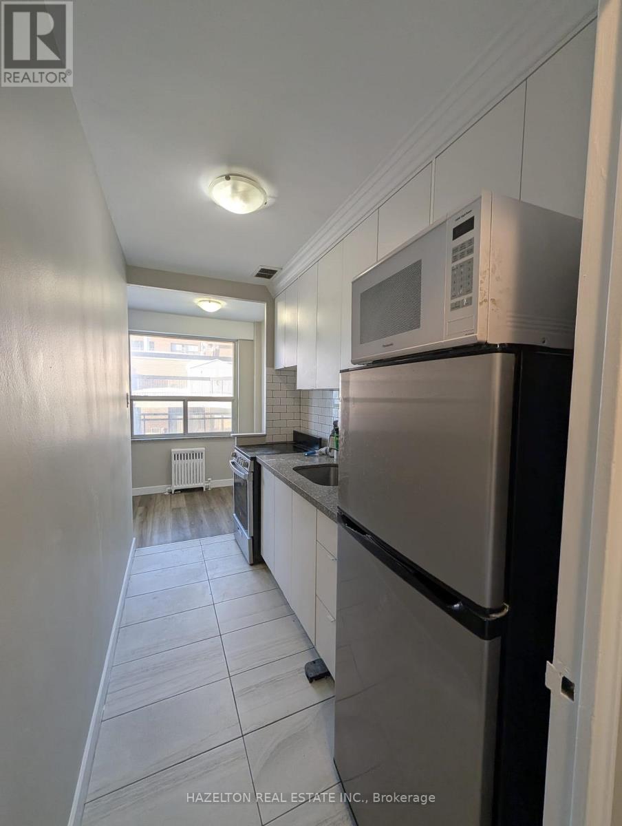 405 - 206 St George Street, Toronto, Ontario  M5R 2N6 - Photo 5 - C12747698