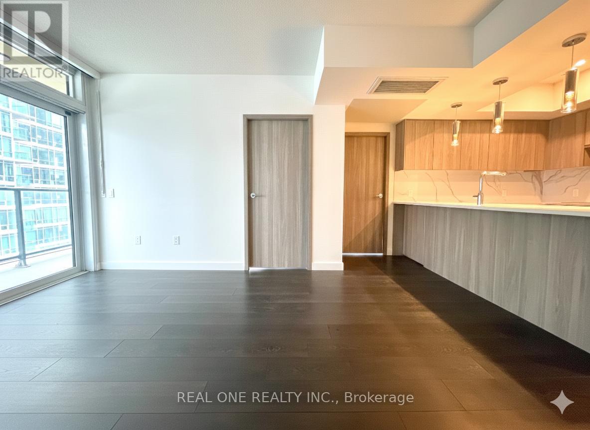 2505 - 1 Concord Cityplace Way, Toronto, Ontario  M5V 0X3 - Photo 10 - C12747704