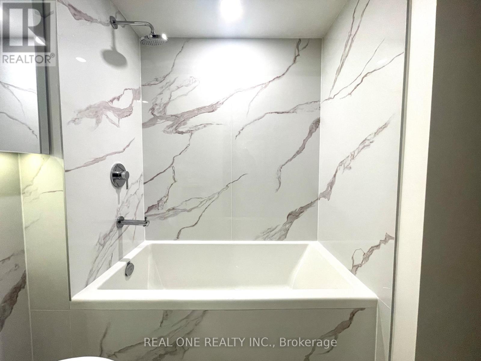 2505 - 1 Concord Cityplace Way, Toronto, Ontario  M5V 0X3 - Photo 26 - C12747704