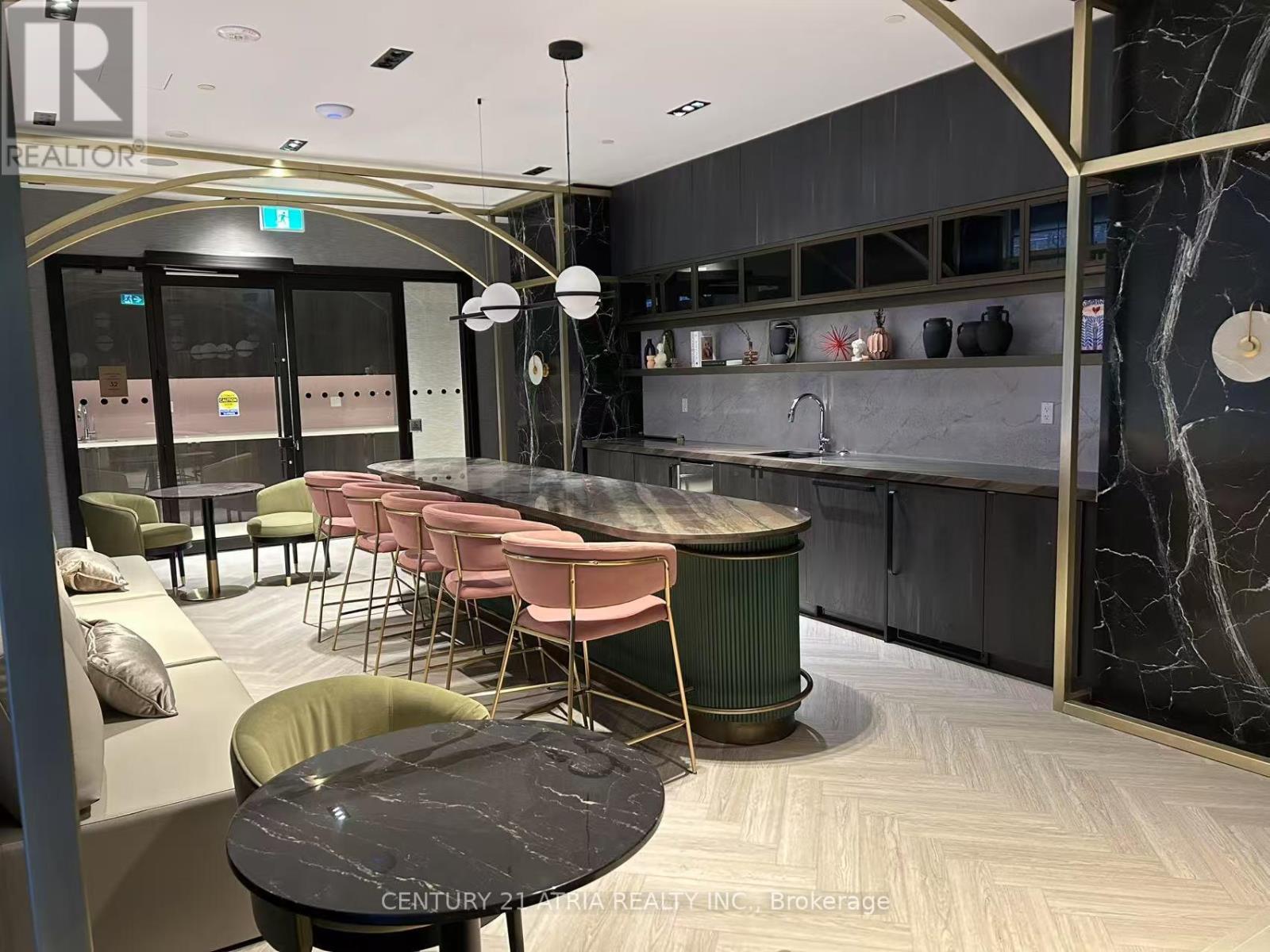 1611 - 771 Yonge Street, Toronto, Ontario  M4W 2G4 - Photo 14 - C12747714