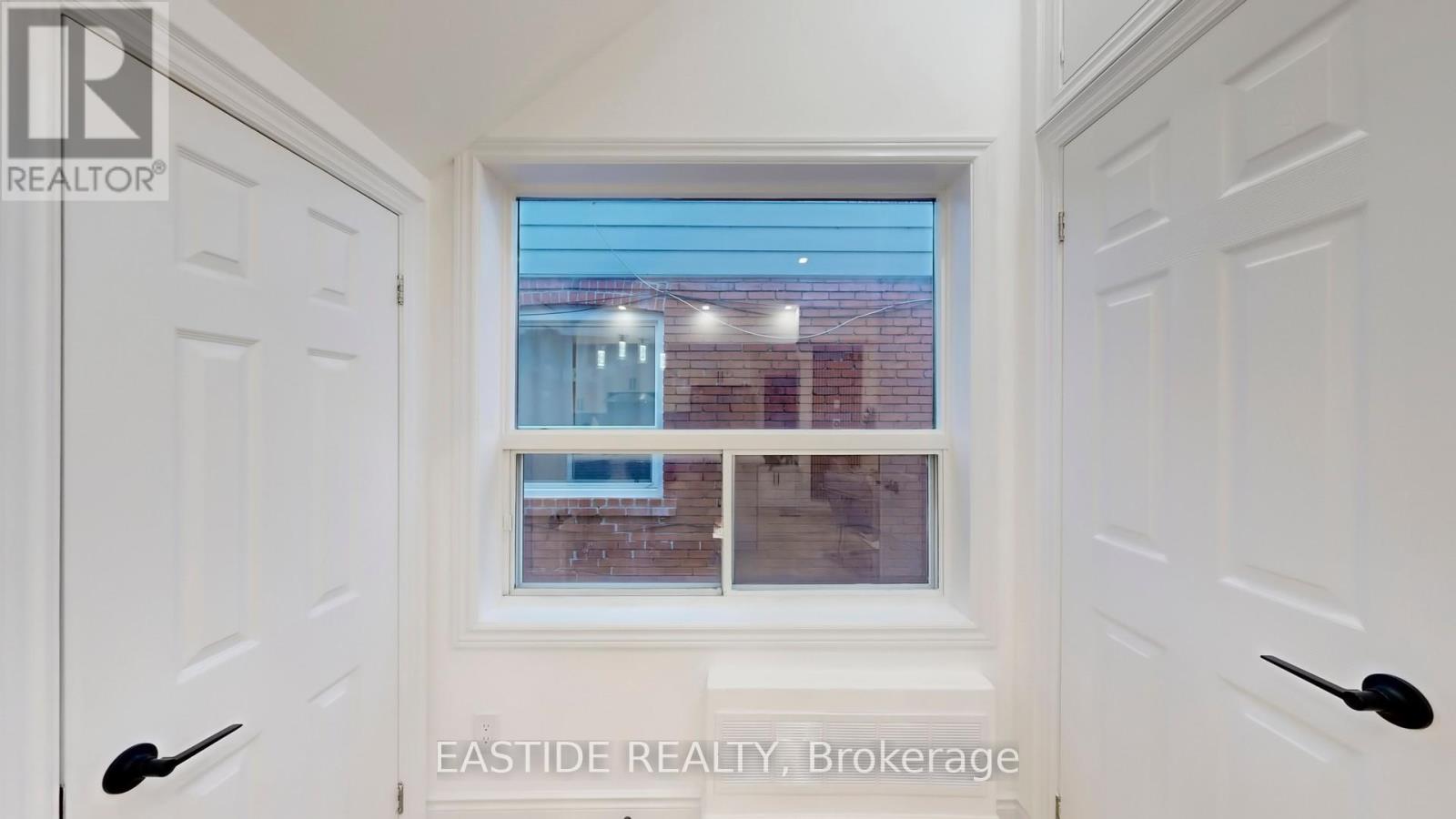 202 Queensdale Avenue, Toronto, Ontario  M4C 2A9 - Photo 15 - E12747640