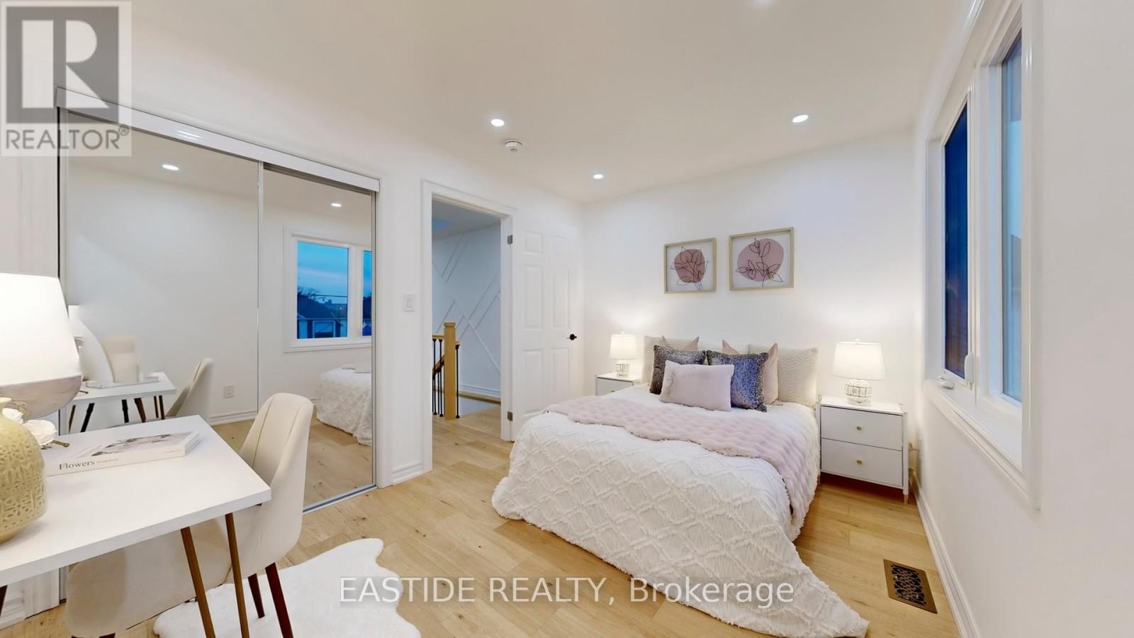 202 Queensdale Avenue, Toronto, Ontario  M4C 2A9 - Photo 28 - E12747640