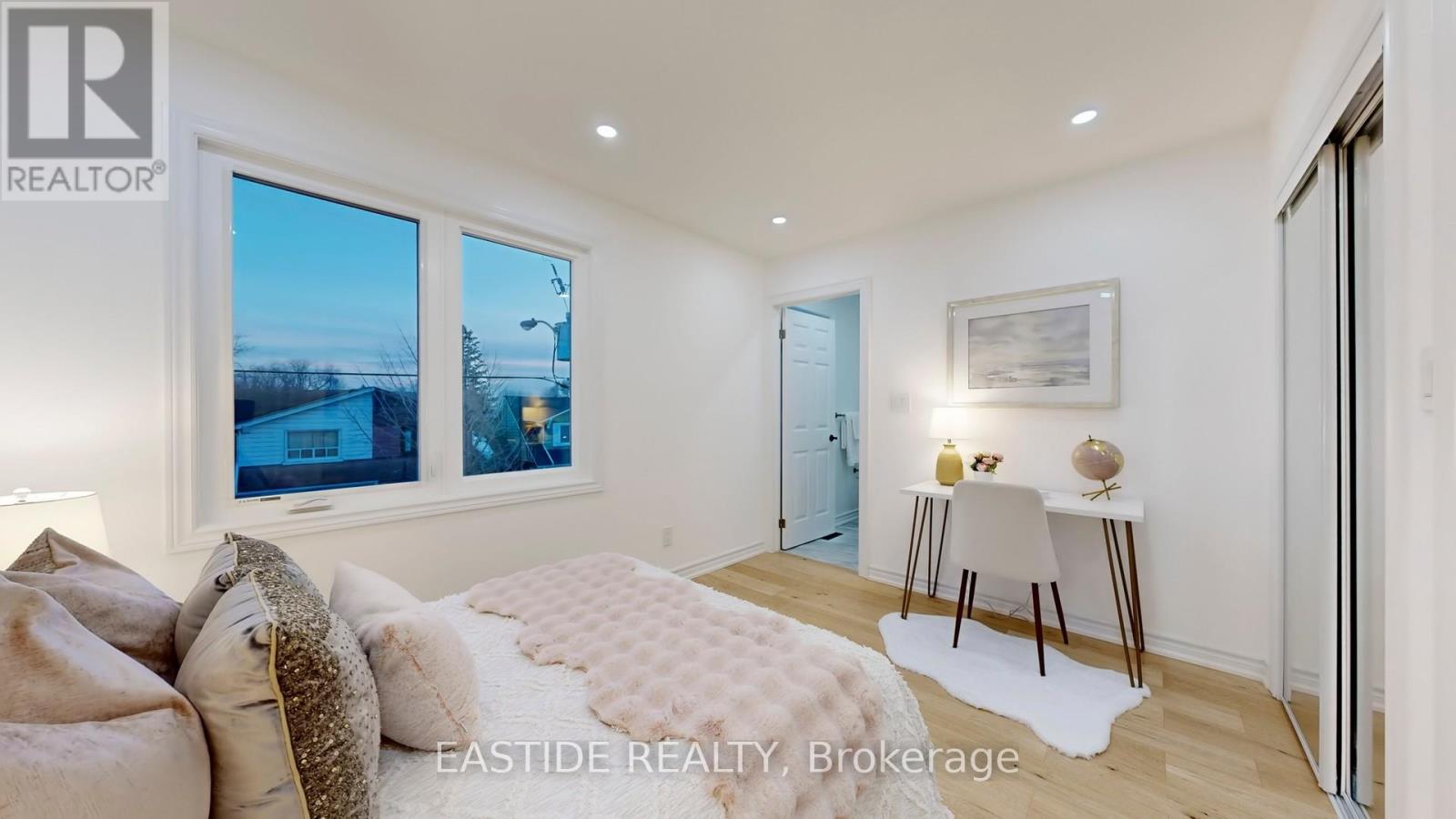 202 Queensdale Avenue, Toronto, Ontario  M4C 2A9 - Photo 30 - E12747640