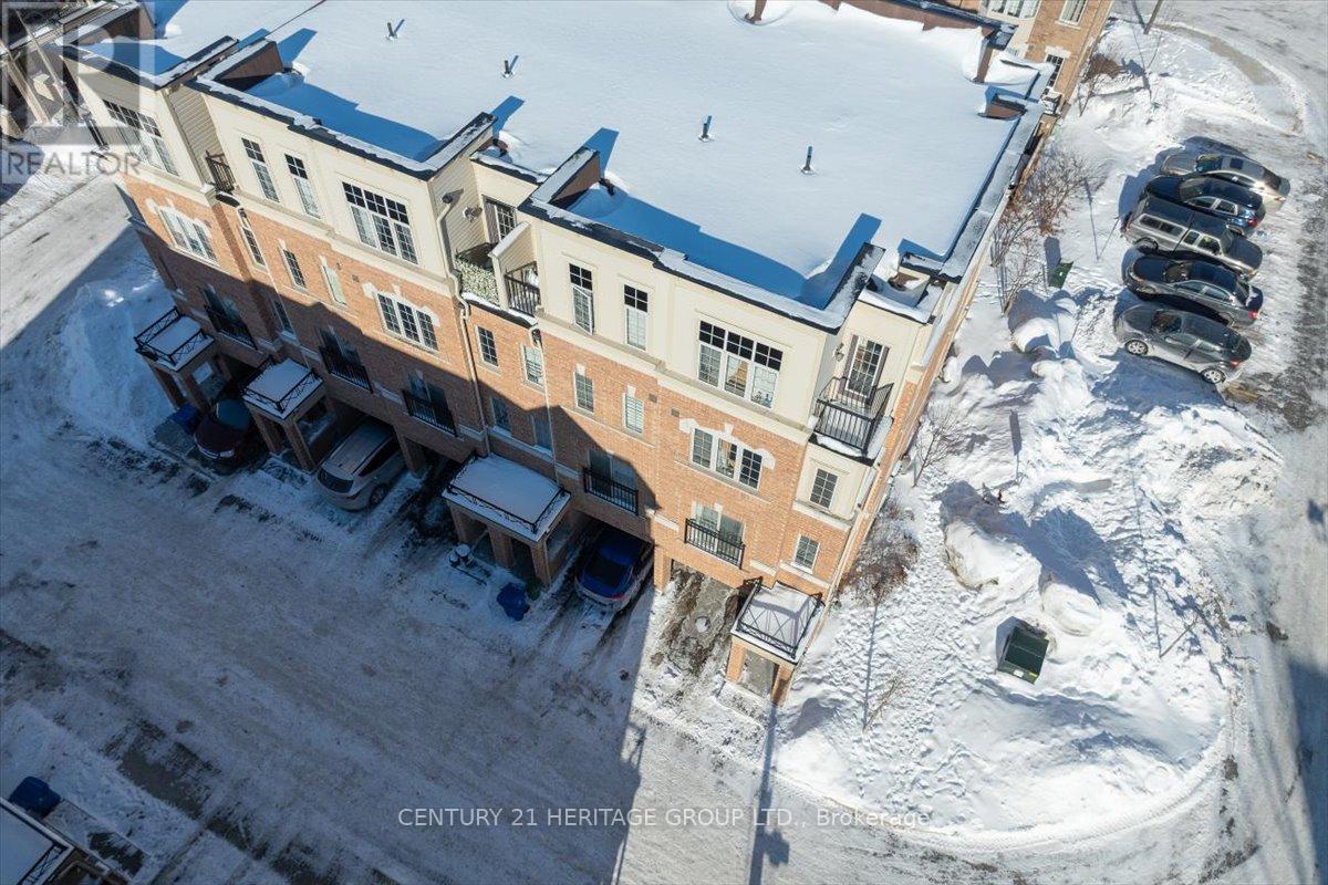 258 - 32 Foal Path S, Oshawa, Ontario  L1L 0L2 - Photo 5 - E12747664