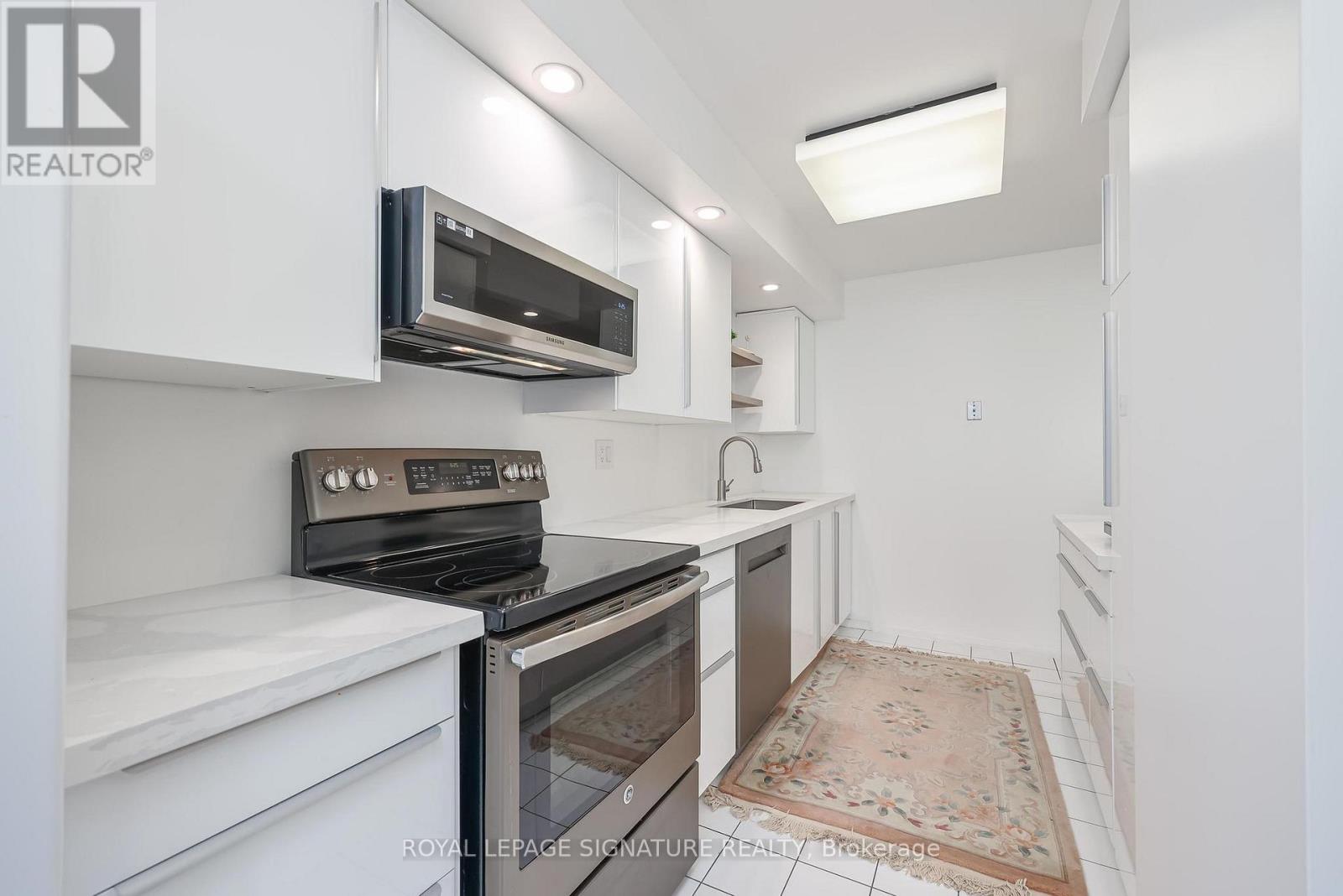 1208 - 3233 Eglinton Avenue E, Toronto, Ontario  M1J 3N6 - Photo 2 - E12747684