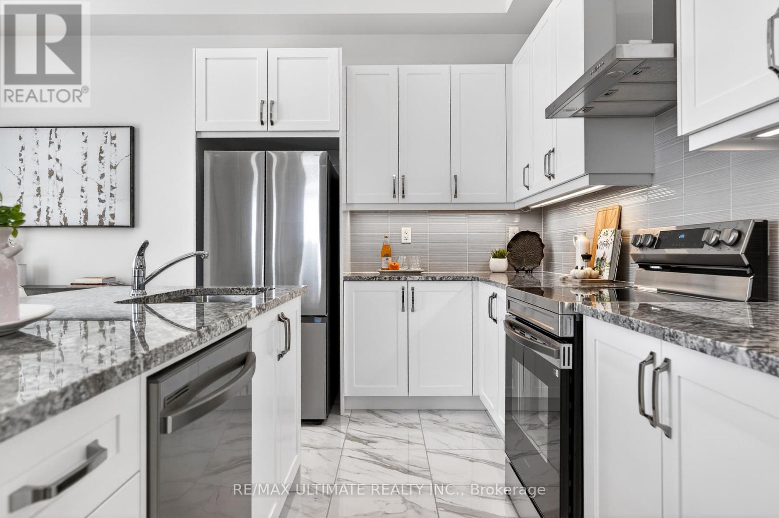 21 Fire King Drive, Whitby, Ontario  L1P 0R4 - Photo 17 - E12747712