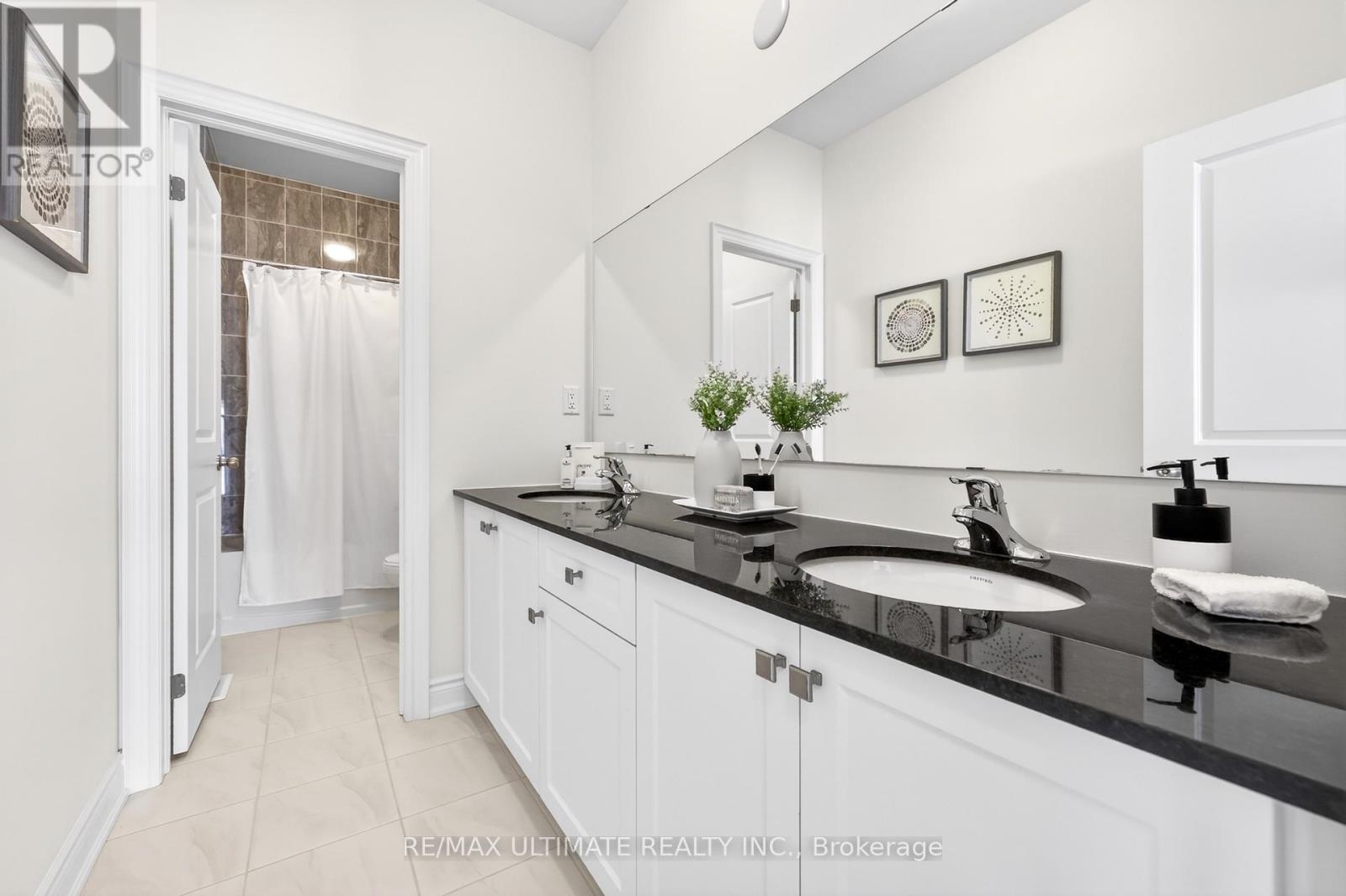 21 Fire King Drive, Whitby, Ontario  L1P 0R4 - Photo 32 - E12747712