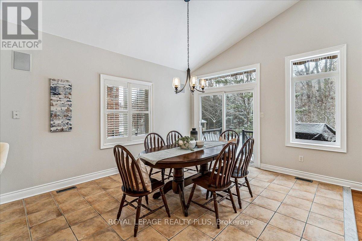 6409 Western Skies Way, Mississauga, Ontario  L5W 1H5 - Photo 10 - W12724012