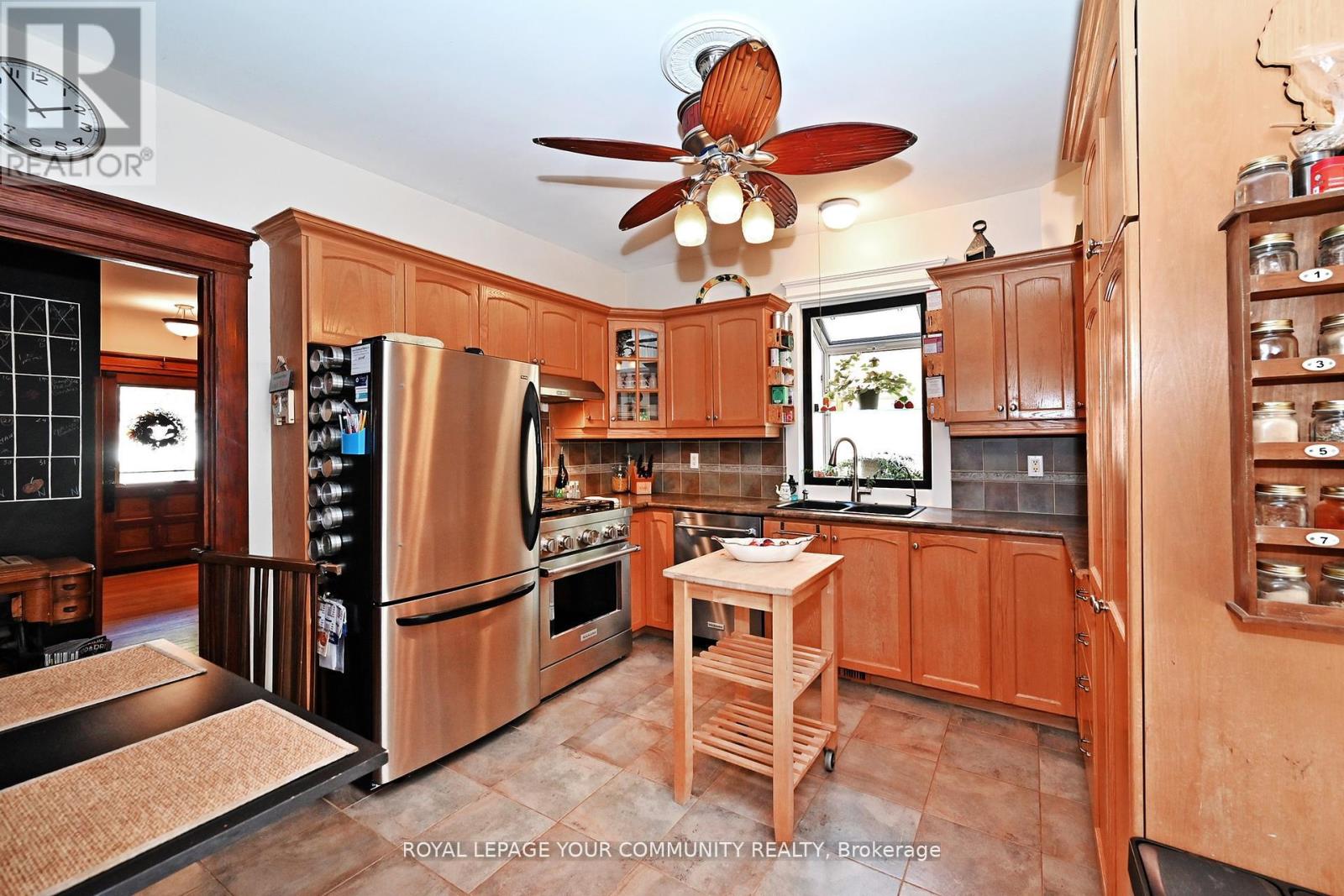 448 Timothy Street, Newmarket, Ontario  L3Y 1P8 - Photo 15 - N12747618