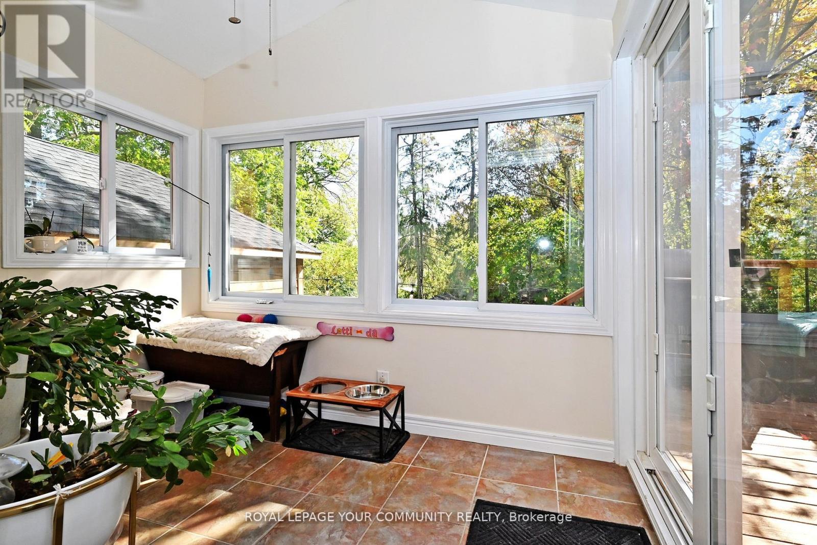 448 Timothy Street, Newmarket, Ontario  L3Y 1P8 - Photo 18 - N12747618