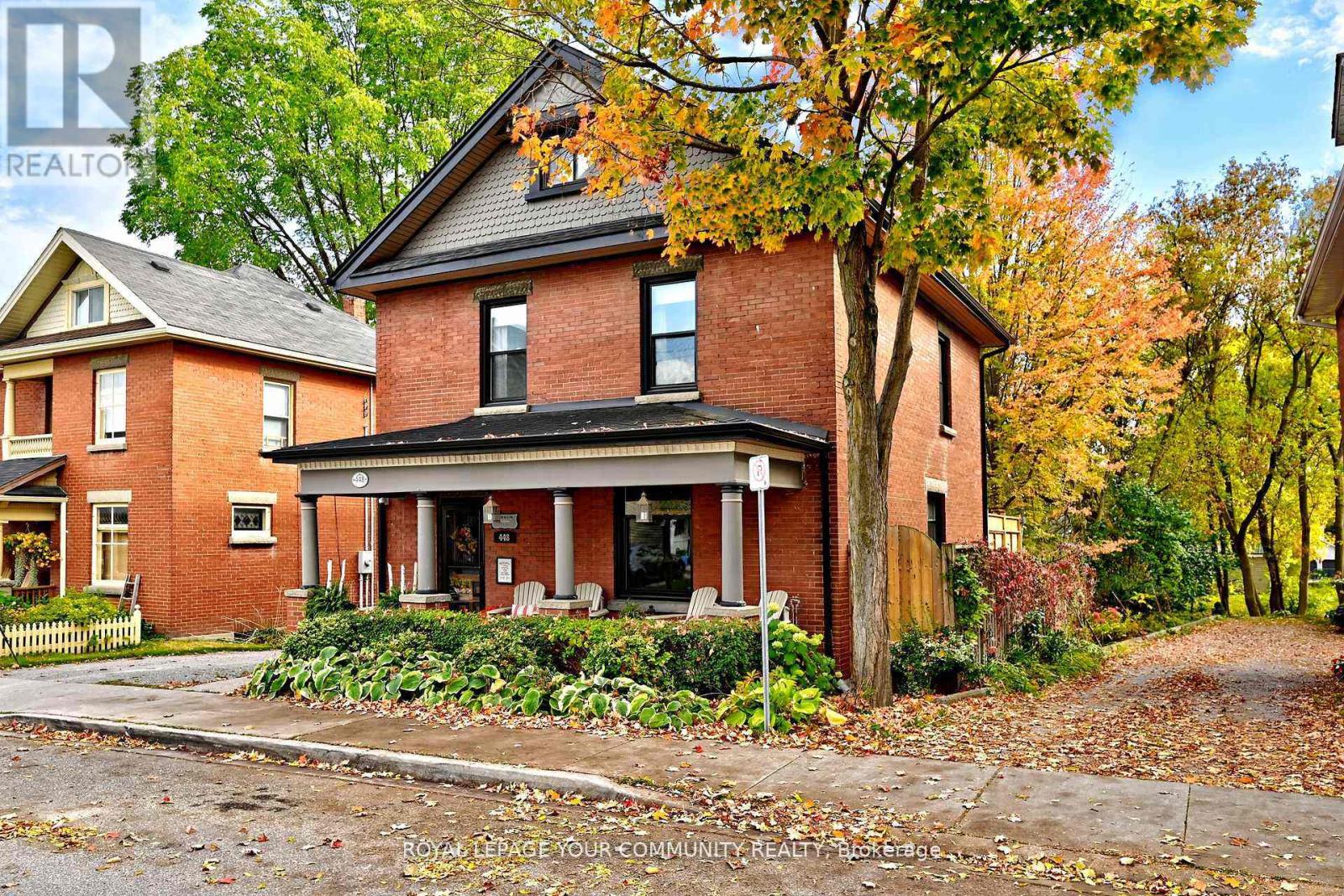 448 Timothy Street, Newmarket, Ontario  L3Y 1P8 - Photo 3 - N12747618