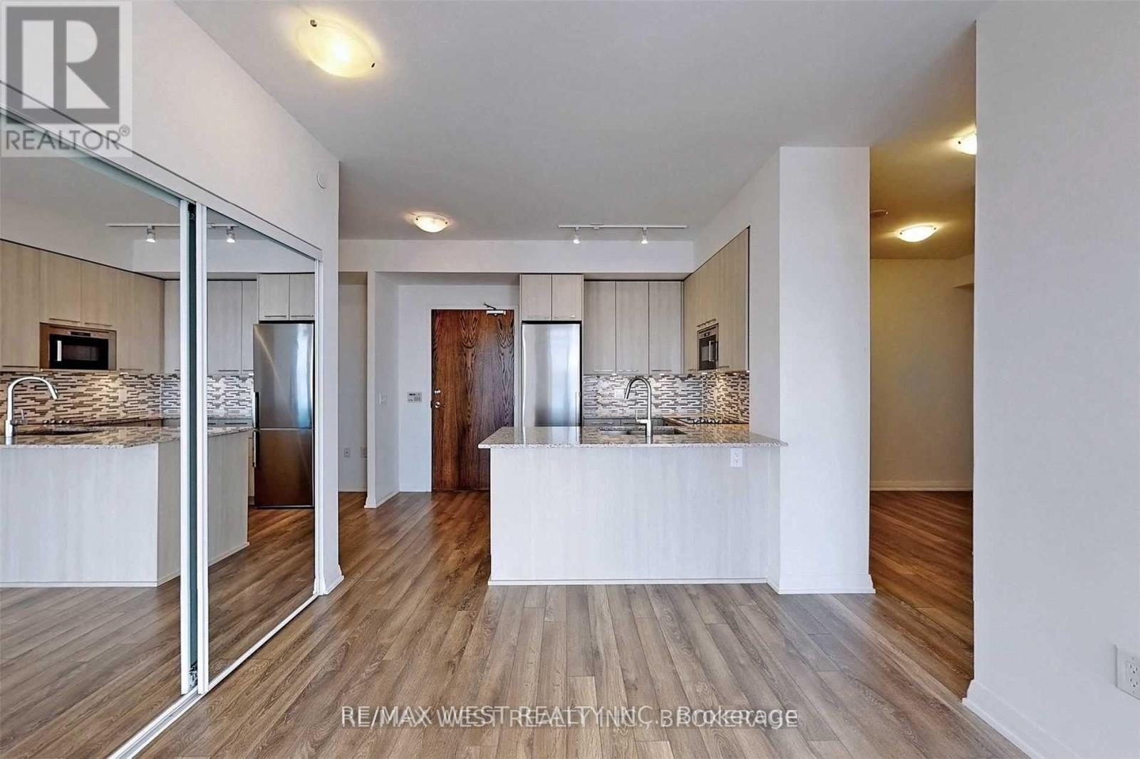 410 - 99 Eagle Rock Way, Vaughan, Ontario  L6A 5A7 - Photo 15 - N12747630