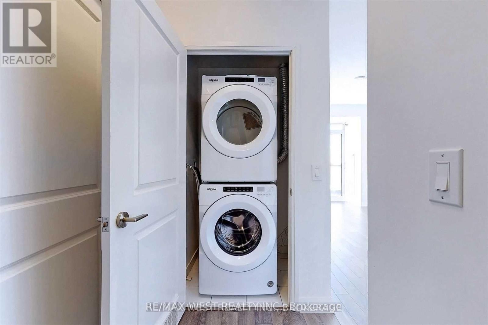 410 - 99 Eagle Rock Way, Vaughan, Ontario  L6A 5A7 - Photo 21 - N12747630