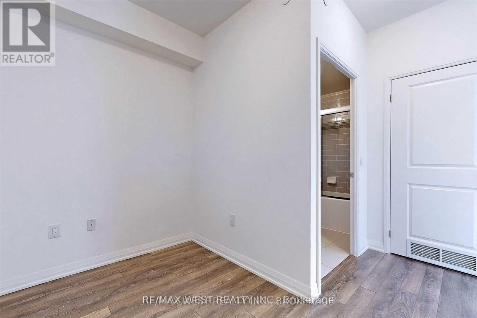 410 - 99 Eagle Rock Way, Vaughan, Ontario  L6A 5A7 - Photo 25 - N12747630