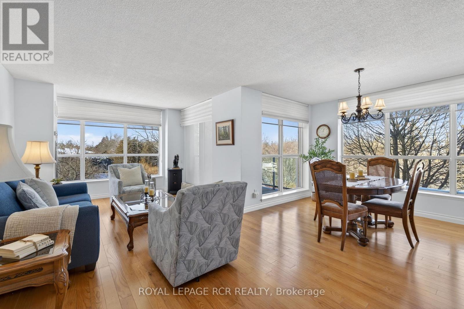 213 - 14924 Yonge Street, Aurora, Ontario  L4G 6H7 - Photo 15 - N12747746