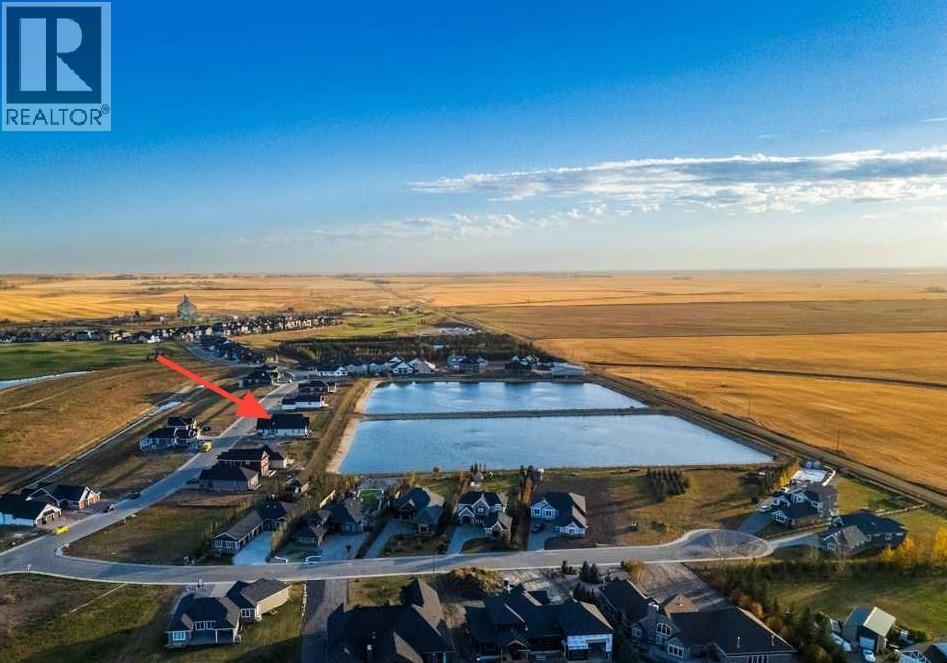 340 Muirfield Crescent, Lyalta, Alberta  T0J 1Y1 - Photo 2 - A2264688