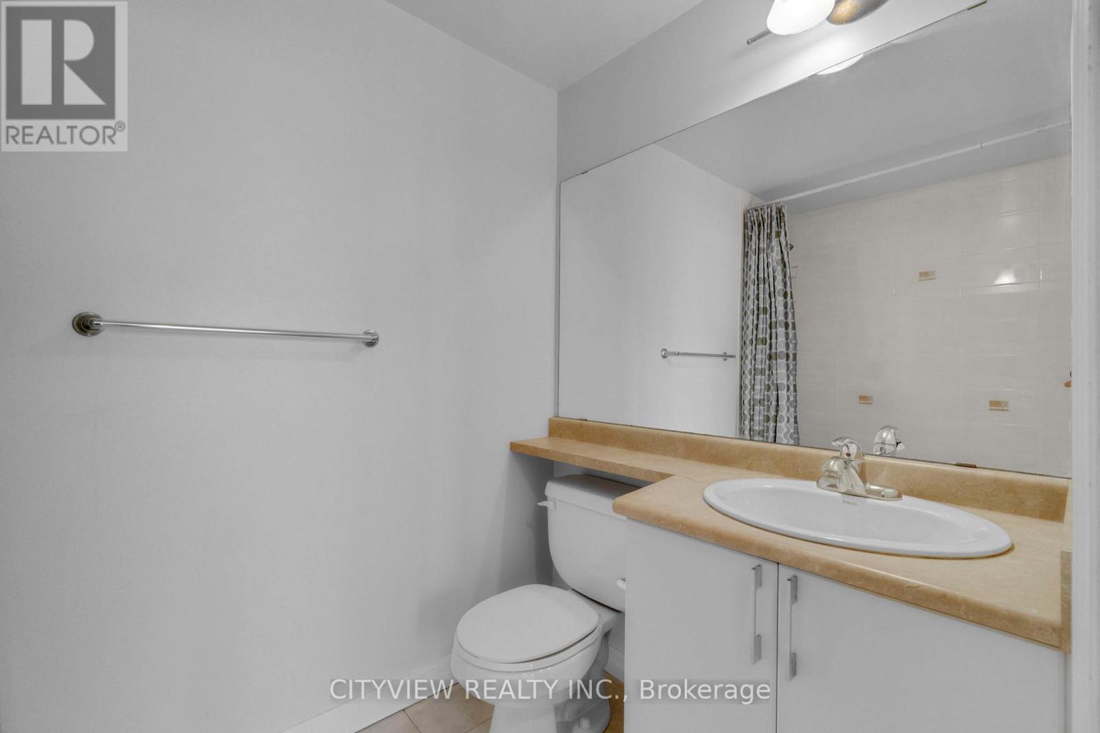 2406 - 225 Webb Drive, Mississauga (City Centre), Ontario  L5B 2P2 - Photo 30 - W12747656