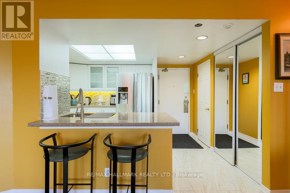 218 - 6 Humberline Drive, Toronto, Ontario  M9W 6X8 - Photo 4 - W12747668