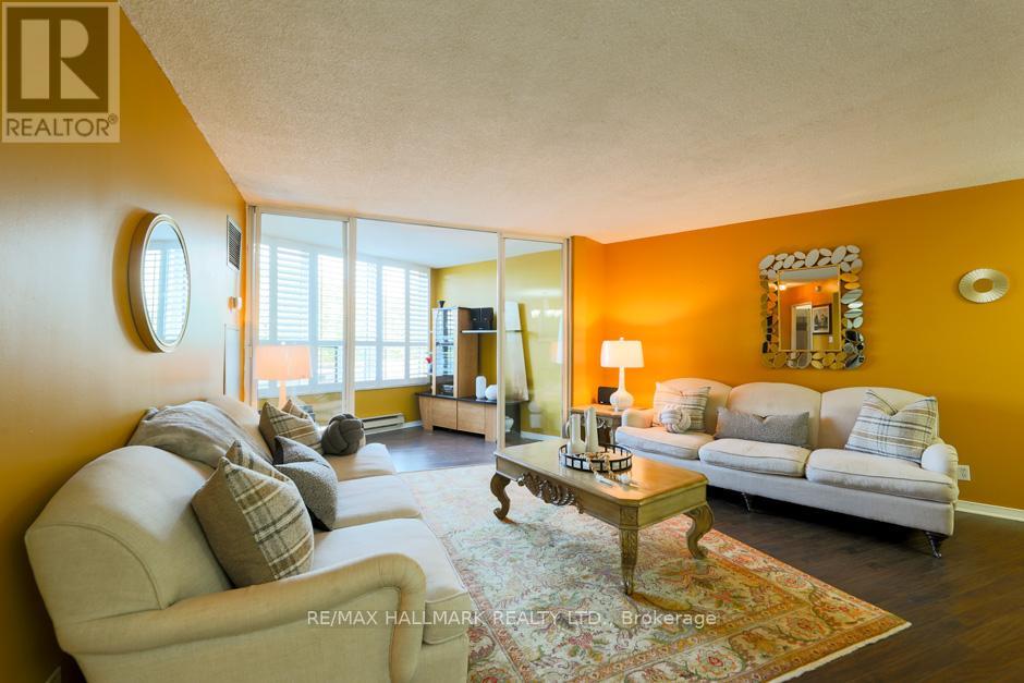 218 - 6 Humberline Drive, Toronto, Ontario  M9W 6X8 - Photo 8 - W12747668