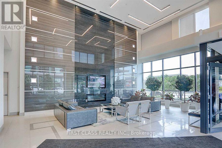 3809 - 3975 Grand Park Drive, Mississauga, Ontario  L5B 0K4 - Photo 4 - W12747686