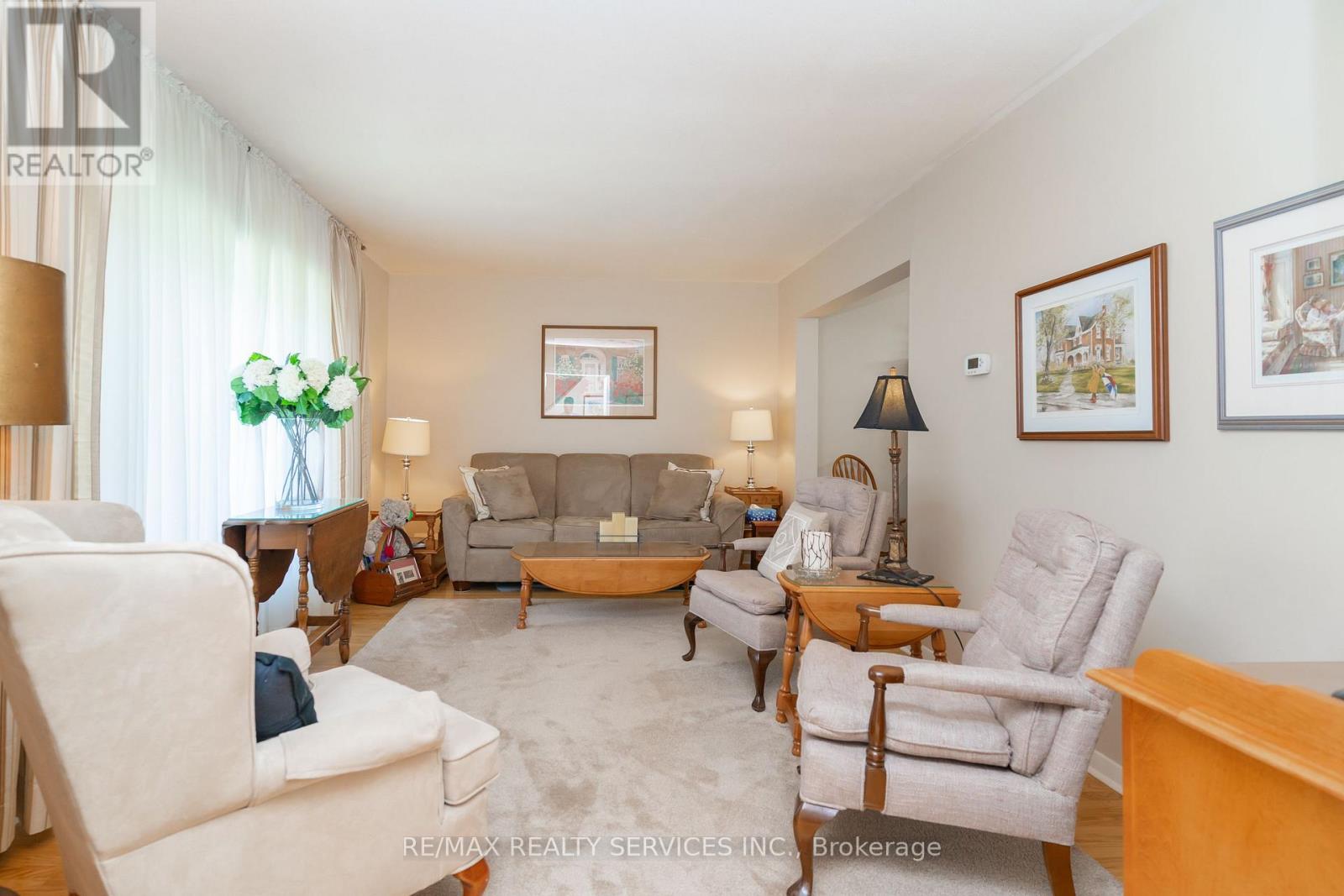 39 Dunblaine Crescent, Brampton, Ontario  L6T 3H1 - Photo 6 - W12747718