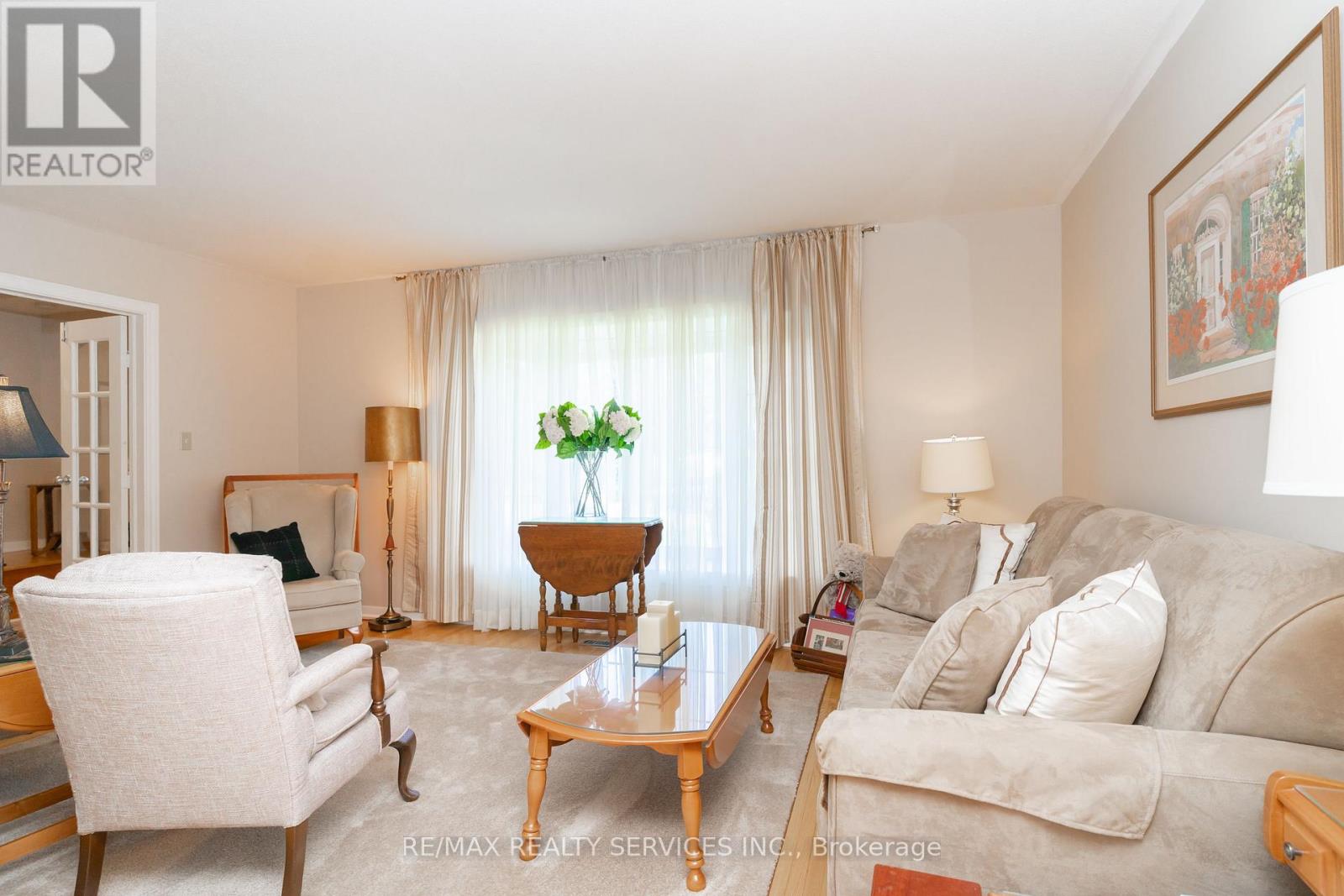 39 Dunblaine Crescent, Brampton, Ontario  L6T 3H1 - Photo 7 - W12747718