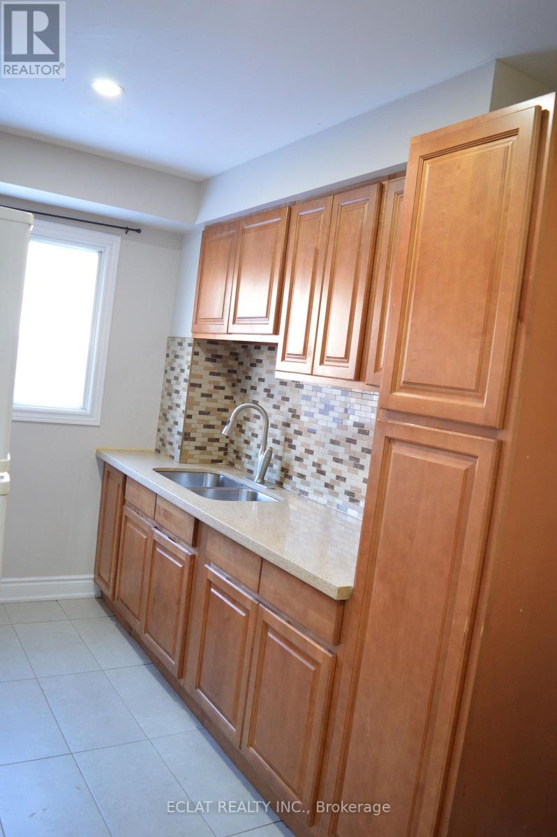 6 Dutch Crescent, Brampton, Ontario  L6Y 3V9 - Photo 14 - W12747724