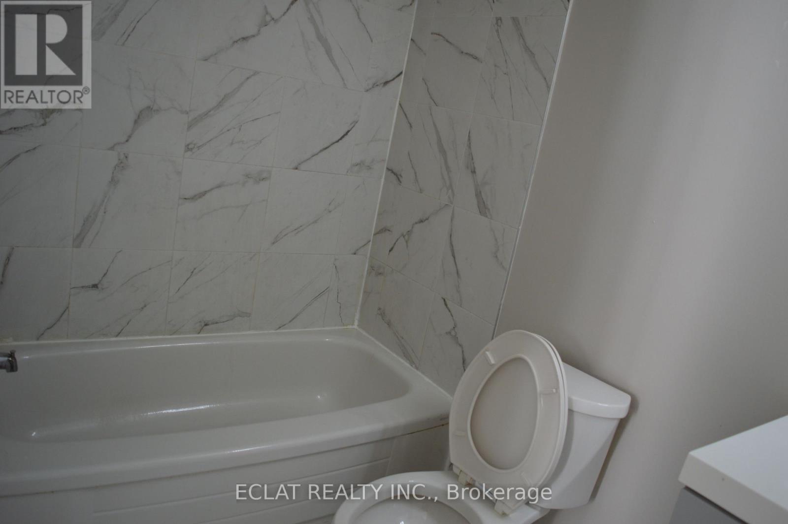 6 Dutch Crescent, Brampton, Ontario  L6Y 3V9 - Photo 18 - W12747724