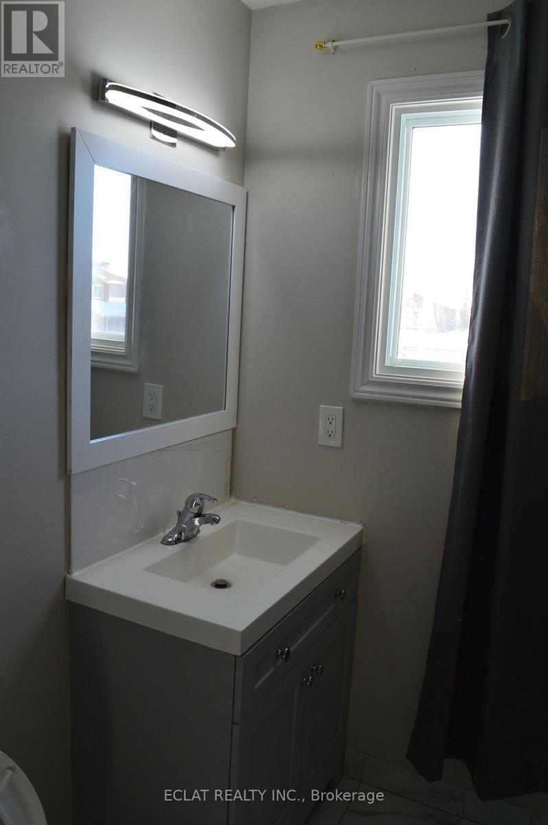 6 Dutch Crescent, Brampton, Ontario  L6Y 3V9 - Photo 20 - W12747724