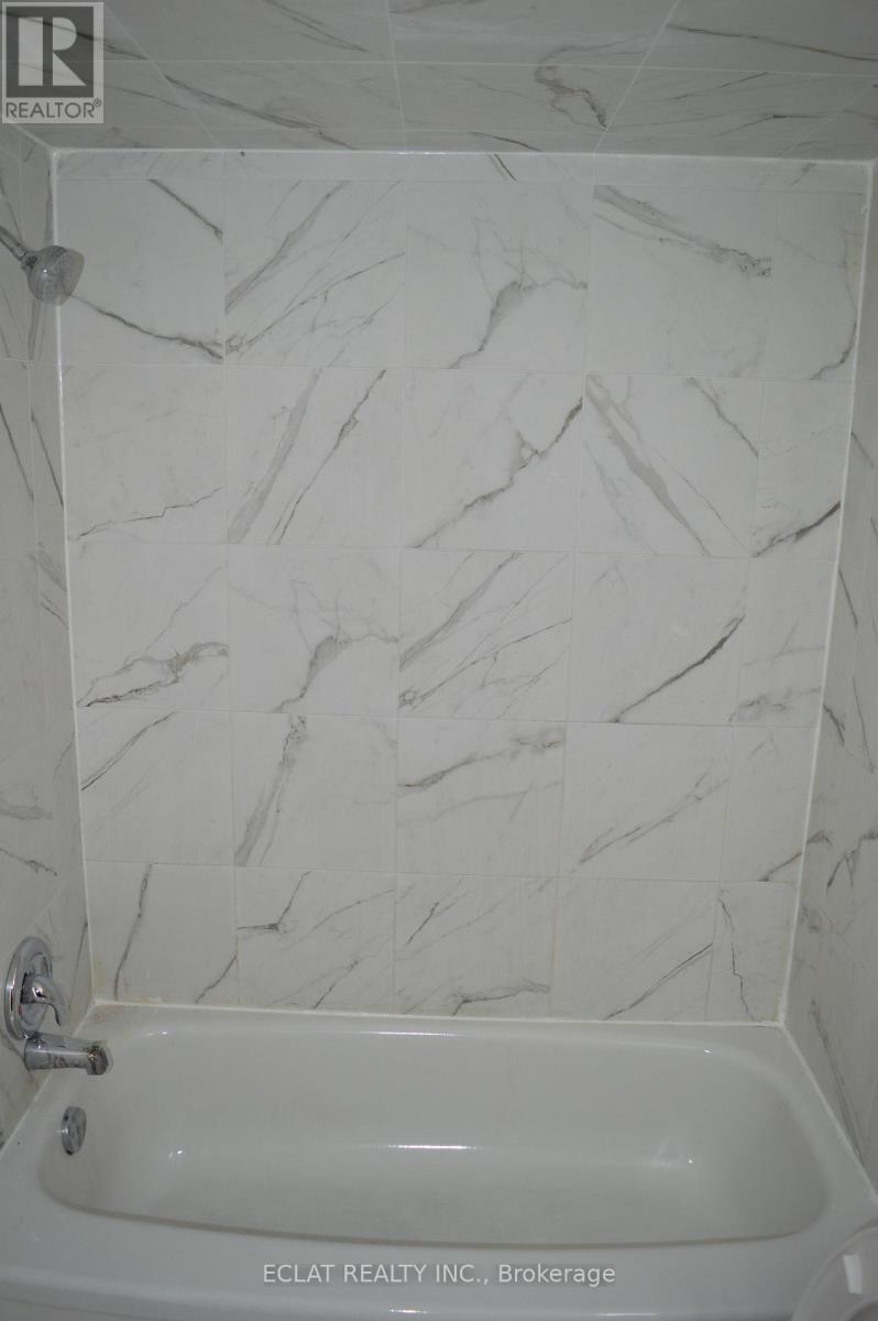 6 Dutch Crescent, Brampton, Ontario  L6Y 3V9 - Photo 21 - W12747724