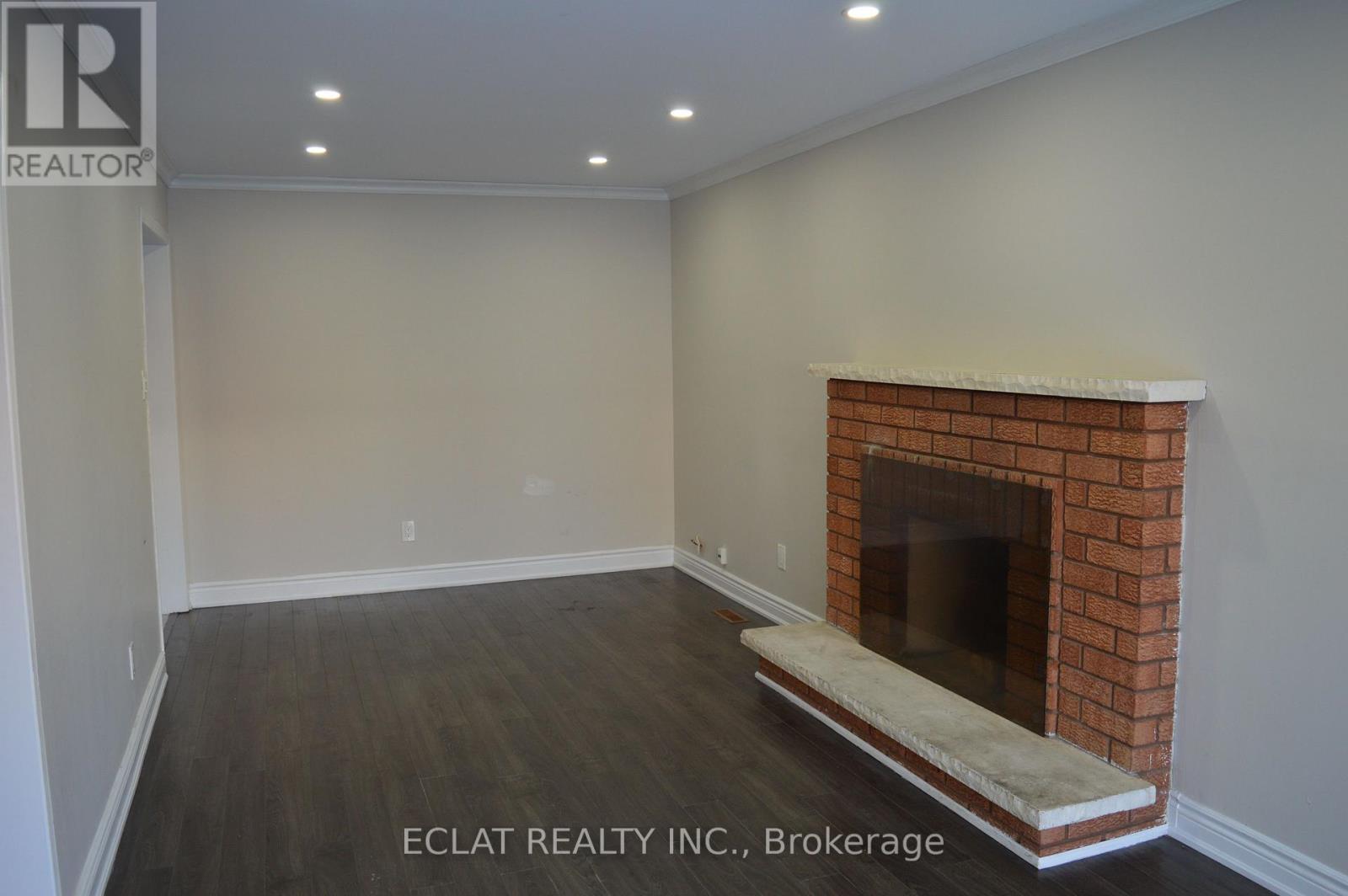 6 Dutch Crescent, Brampton, Ontario  L6Y 3V9 - Photo 3 - W12747724