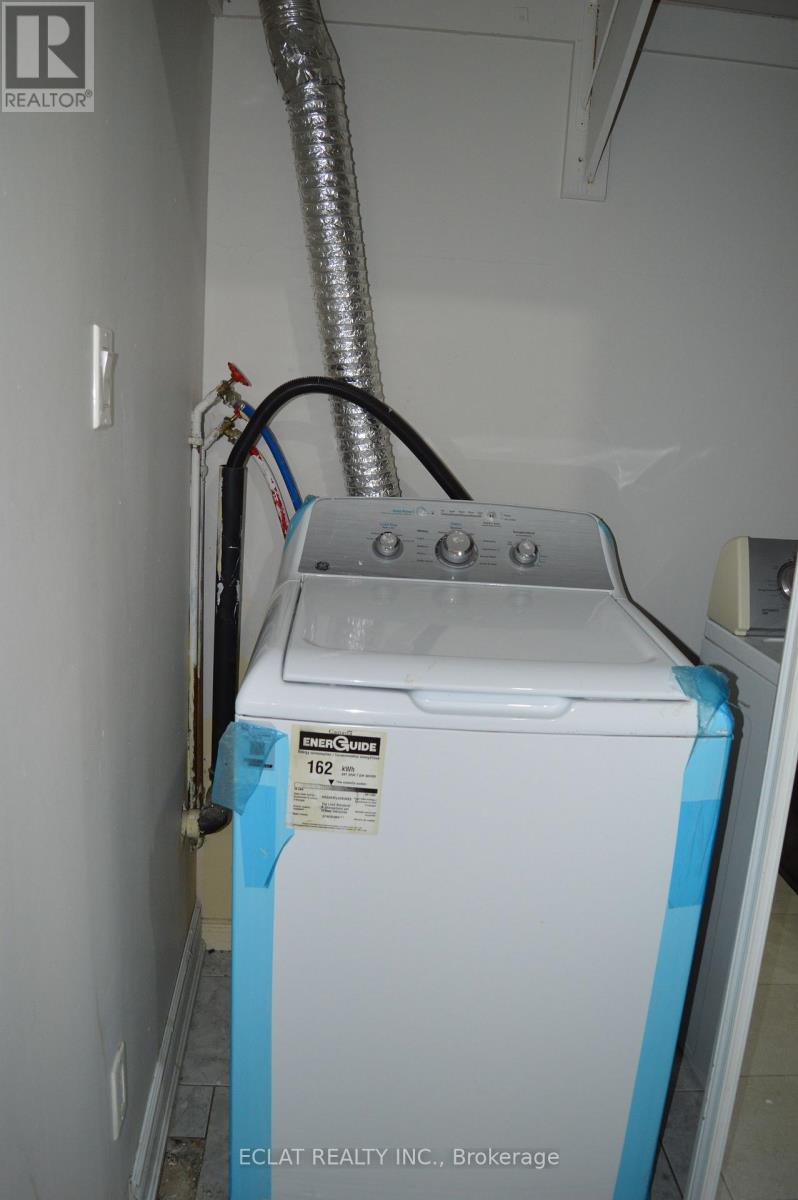 6 Dutch Crescent, Brampton, Ontario  L6Y 3V9 - Photo 5 - W12747724