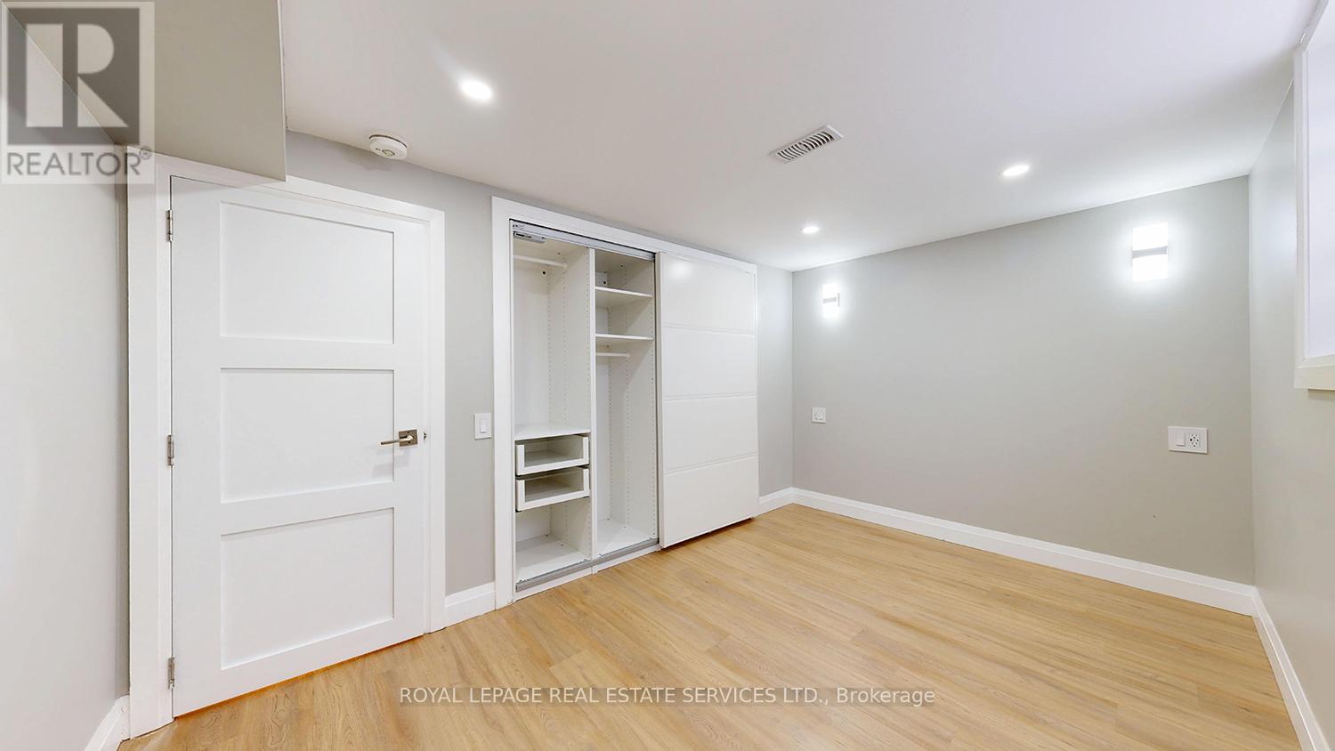 12 Warlingham Court, Toronto, Ontario  M9C 3K3 - Photo 28 - W12747742