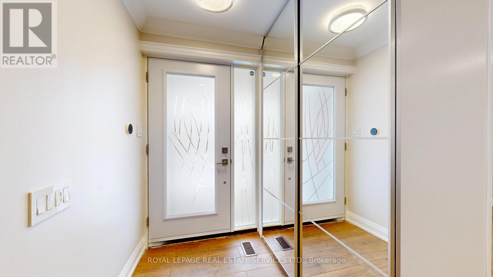 12 Warlingham Court, Toronto, Ontario  M9C 3K3 - Photo 3 - W12747742