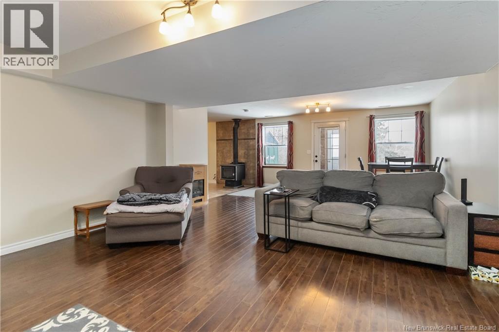 79 Parkin Street, Salisbury, New Brunswick  E4J 2N3 - Photo 37 - NB132972