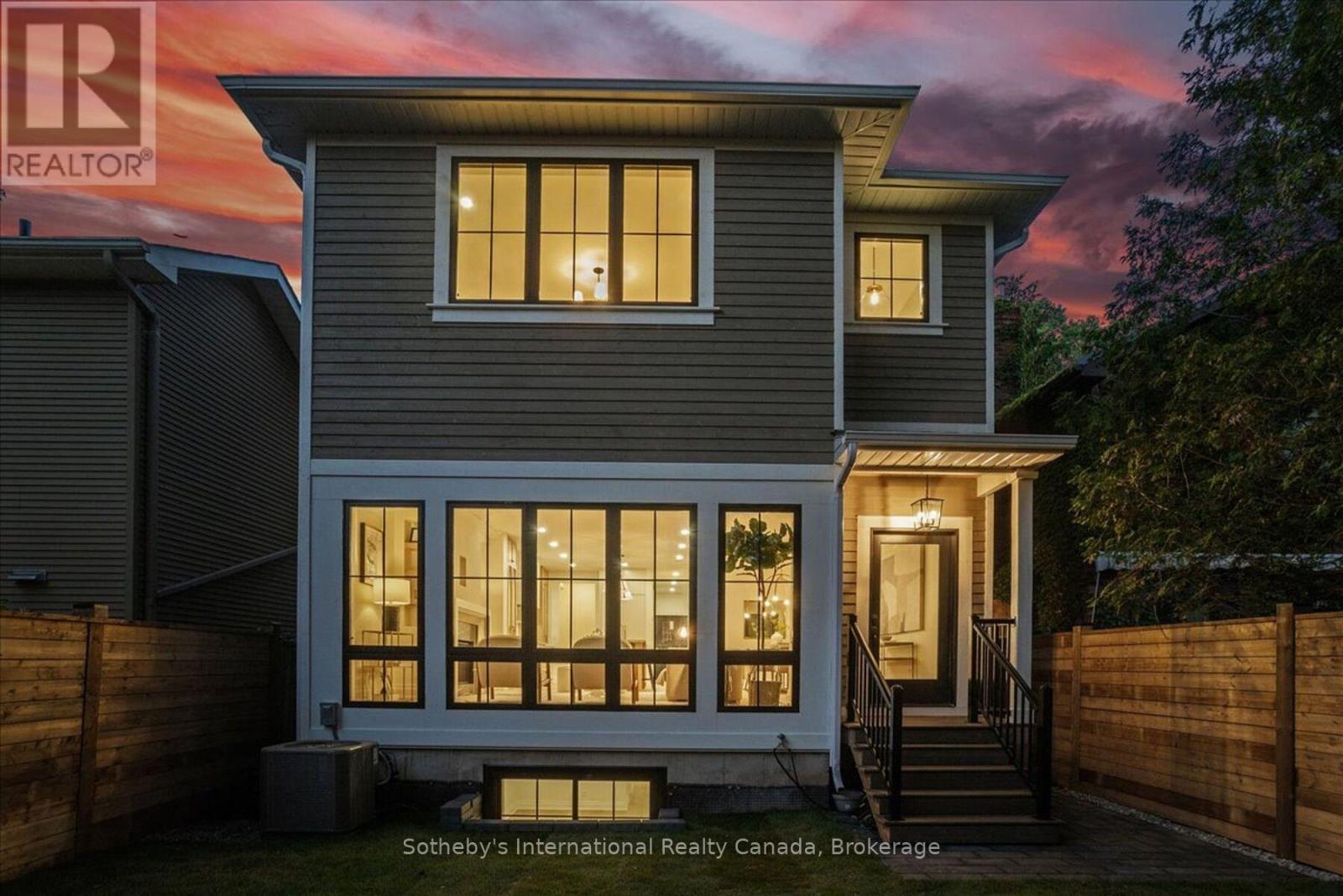 152 Chisholm Street, Oakville (Co Central), Ontario  L6K 3J4 - Photo 28 - W12747870