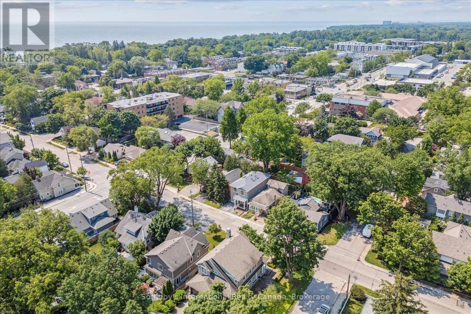 152 Chisholm Street, Oakville (Co Central), Ontario  L6K 3J4 - Photo 29 - W12747870