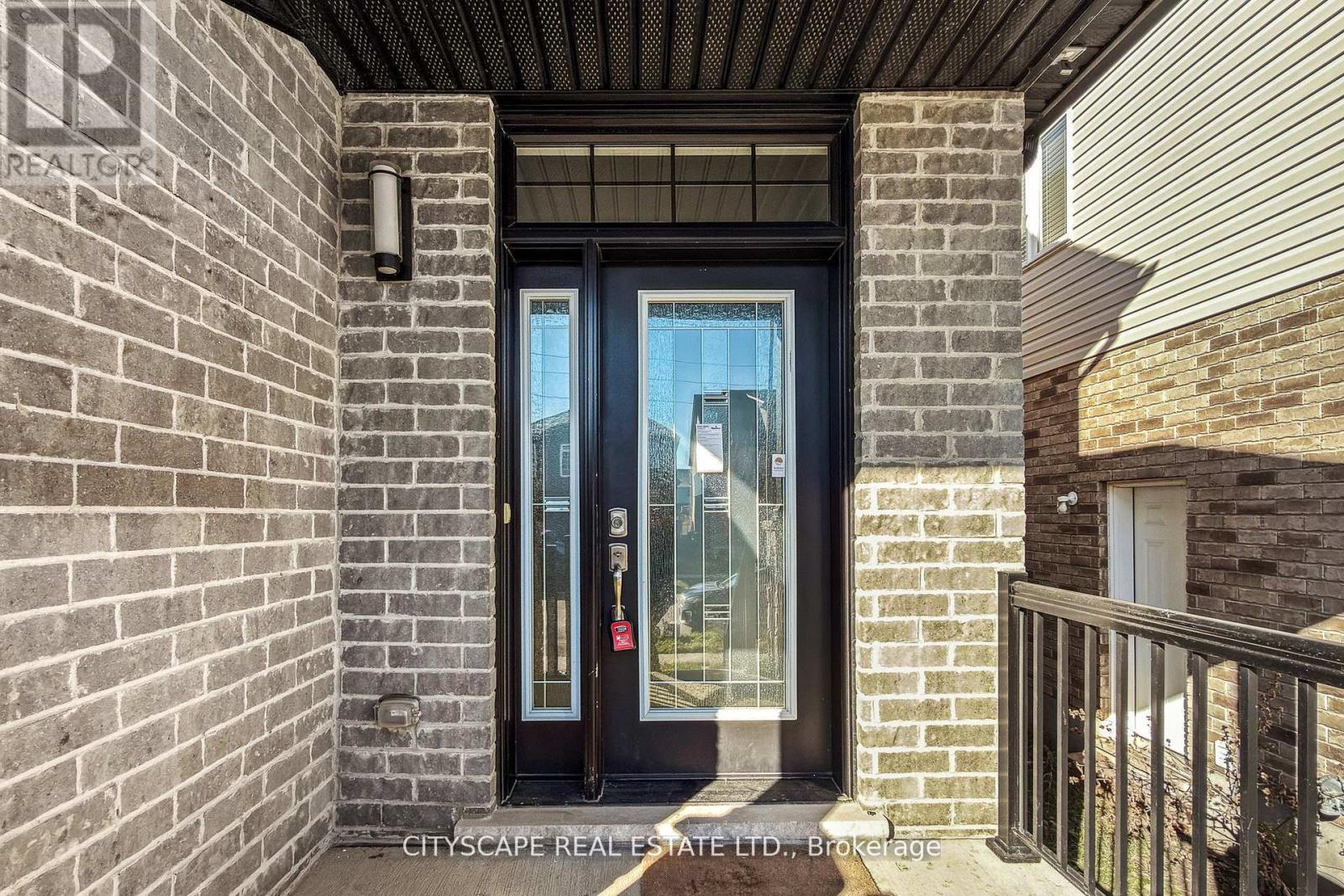 274 Buttonbush Street, Waterloo, Ontario  N2V 0B4 - Photo 4 - X12747680