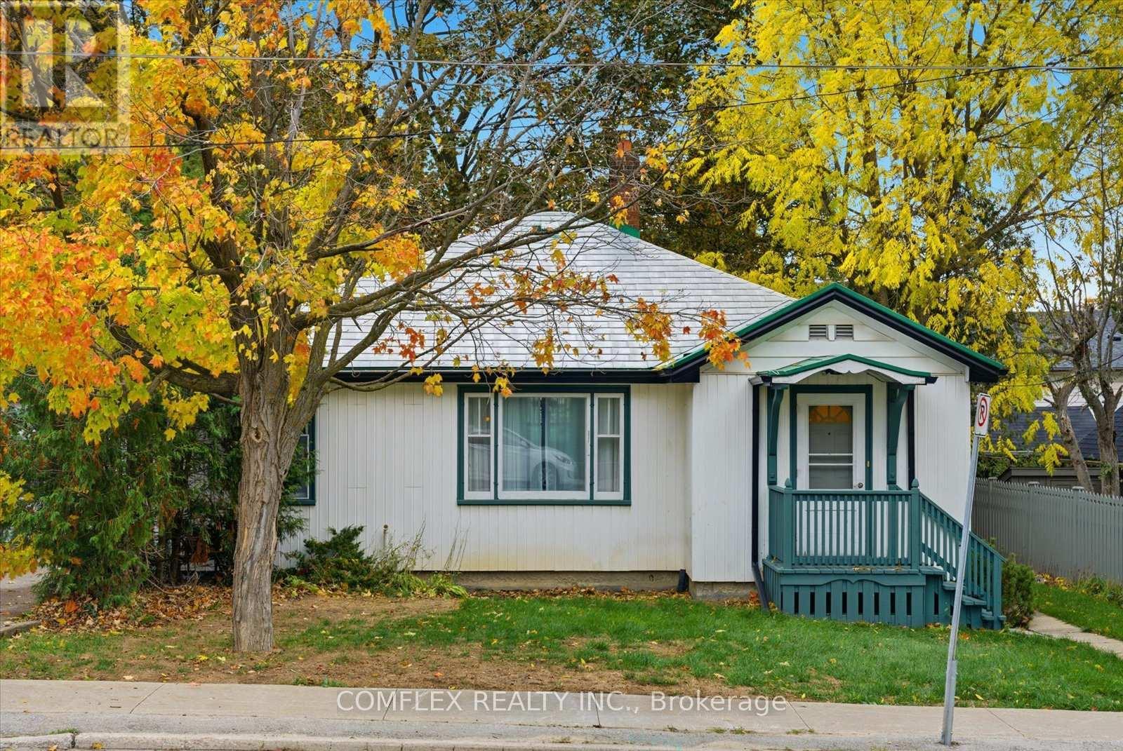 68 Cambridge Street N, Kawartha Lakes, Ontario  K9E 4V1 - Photo 3 - X12747688