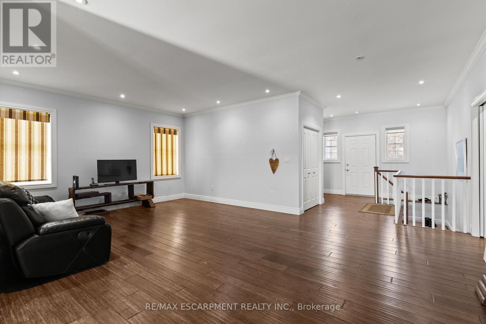 20 Carlisle Road, Hamilton, Ontario  L8B 1C9 - Photo 19 - X12747728