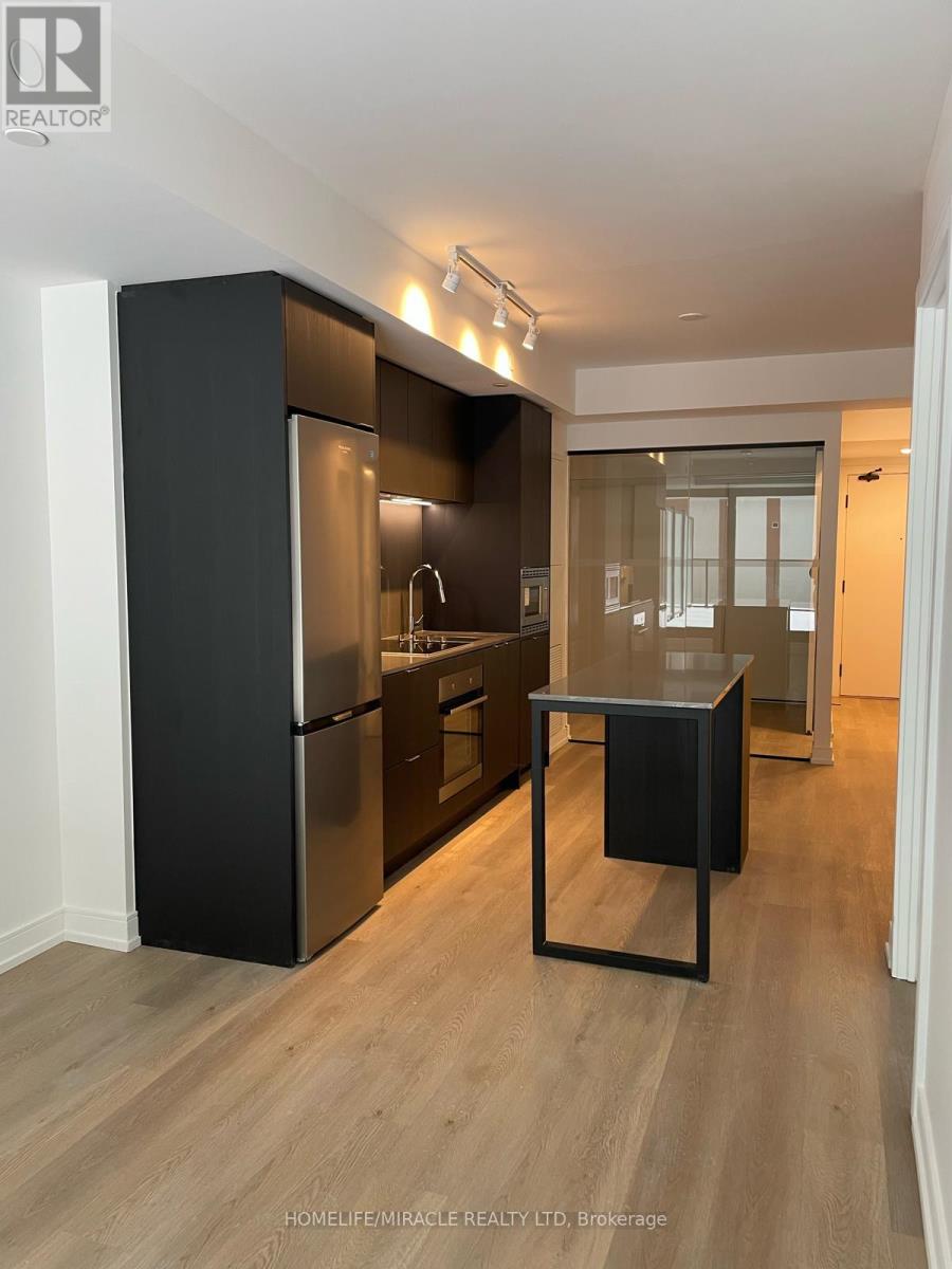 318 - 1 Jarvis Street, Hamilton (Beasley), Ontario  L8R 3J2 - Photo 2 - X12747738