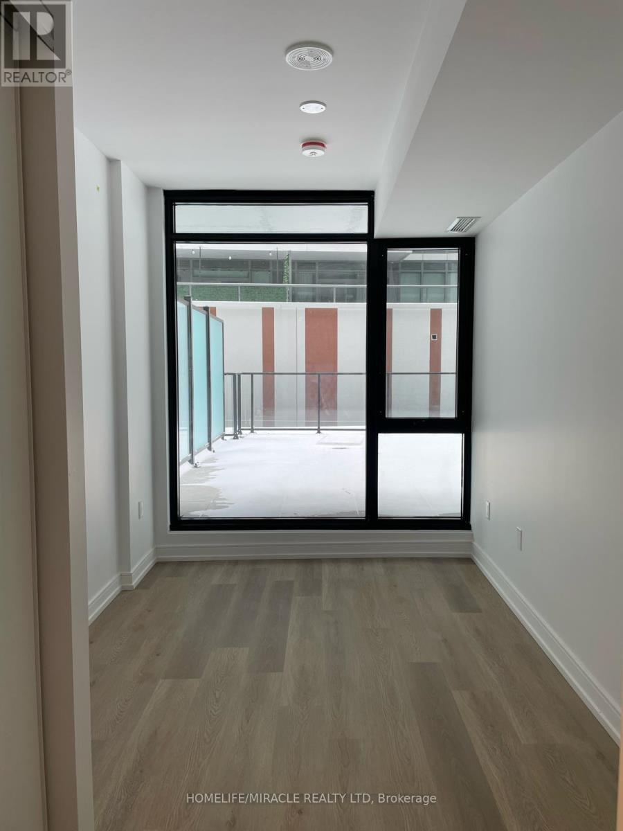 318 - 1 Jarvis Street, Hamilton (Beasley), Ontario  L8R 3J2 - Photo 4 - X12747738