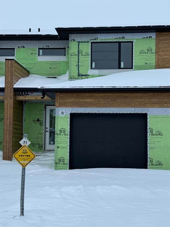 71 Kootenay Way, Steinbach, Manitoba  R5G 2Y1 - Photo 0 - 202601253