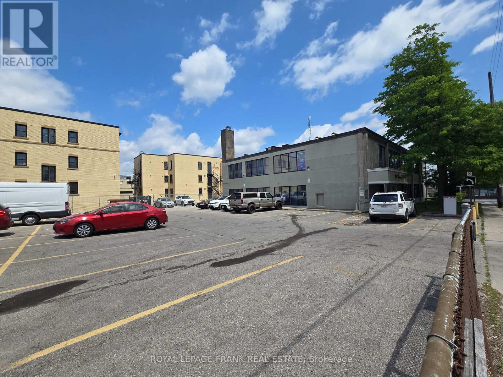 205 - 310 Simcoe Street S, Oshawa (Central), Ontario  L1H 4H7 - Photo 12 - E12747872