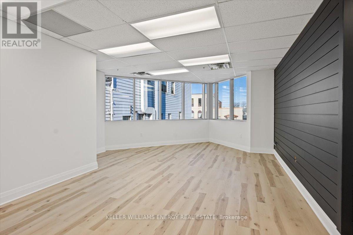 5a - 2 Brock Street W, Uxbridge, Ontario  L9P 1P2 - Photo 9 - N12748086