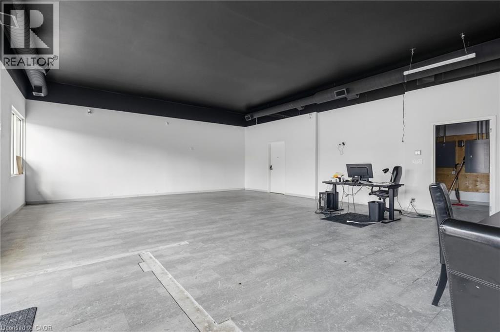 1096 E Barton Street E, Hamilton, Ontario  L8H 2V1 - Photo 13 - 40801380