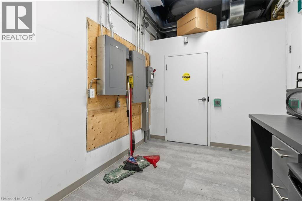 1096 E Barton Street E, Hamilton, Ontario  L8H 2V1 - Photo 19 - 40801380