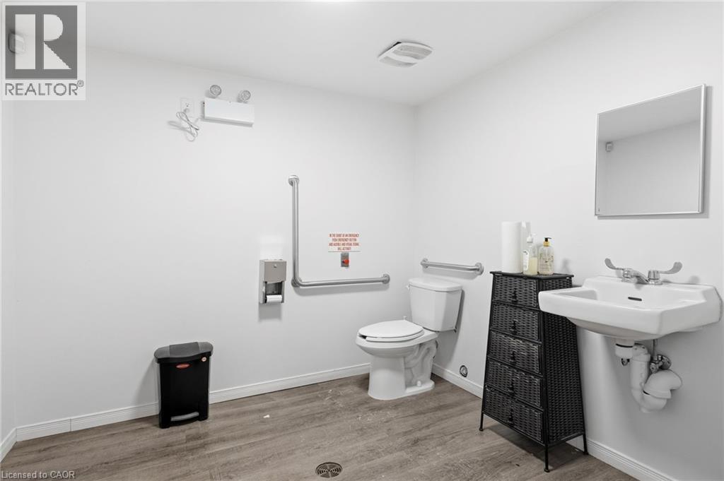 1096 E Barton Street E, Hamilton, Ontario  L8H 2V1 - Photo 20 - 40801380