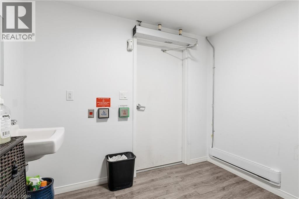 1096 E Barton Street E, Hamilton, Ontario  L8H 2V1 - Photo 22 - 40801380